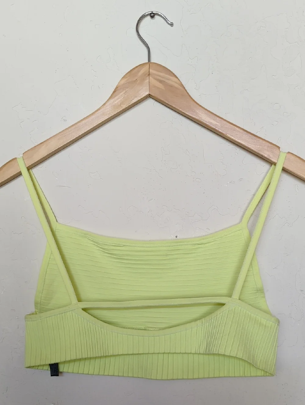 LIKE NEW UO Yellow Out From Under Bella Square Neck Seamless Bralette Size XL